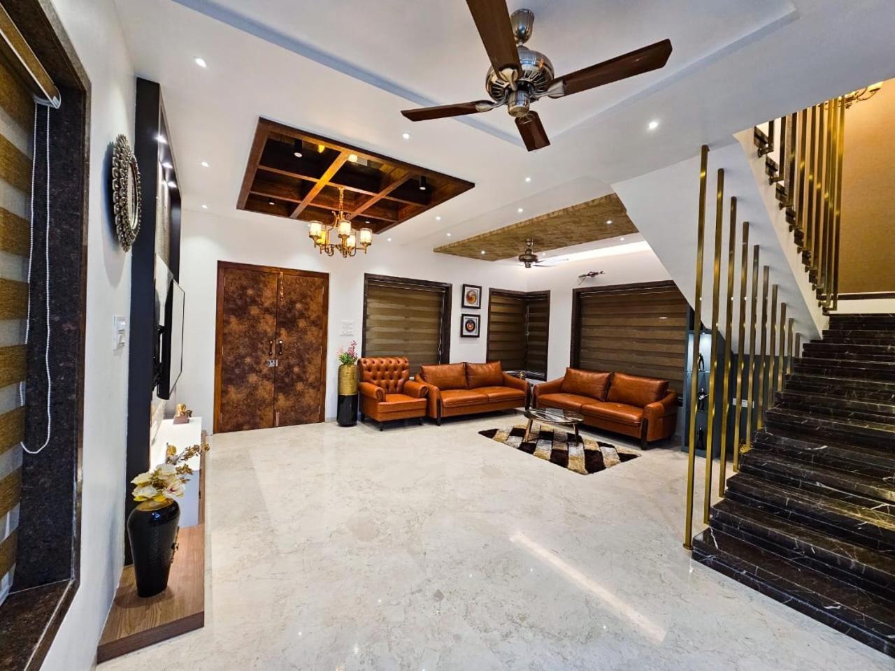 Premium Chalet Lonavala Kültér fotó